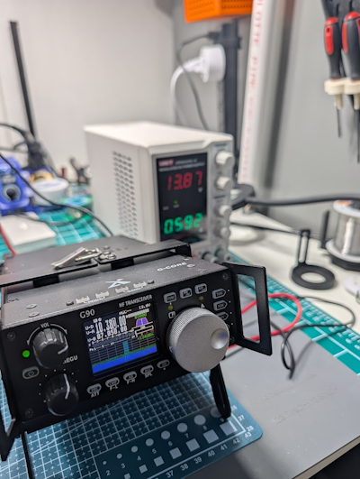Power Supply with radio connected